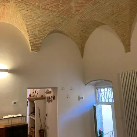 Vanity House