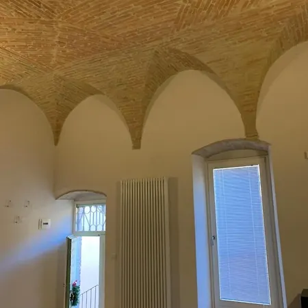 Vanity House * Terni
